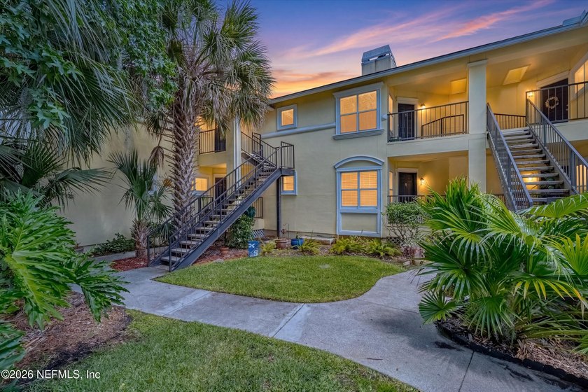 Beautifully curated 3BR/2BA ground-floor condo in the - photo 3