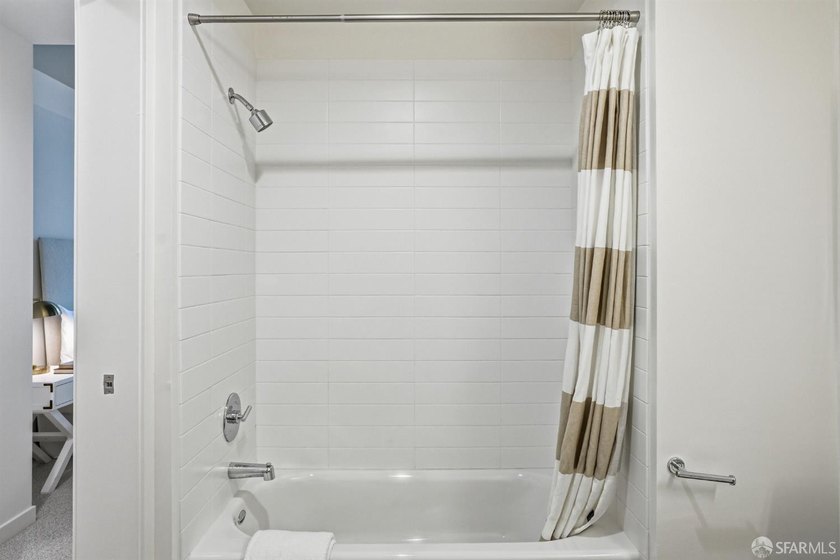 Welcome to Vida! This transparently priced condo, located in the - photo 16