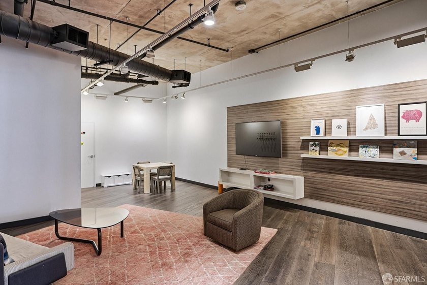 Welcome to Vida! This transparently priced condo, located in the - photo 25
