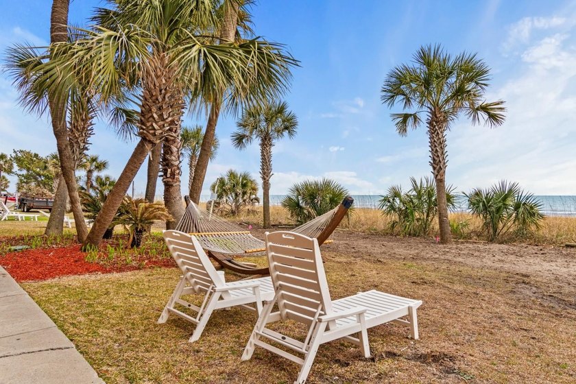 Wake up to the sound of waves and unwind each evening with ocean - photo 28