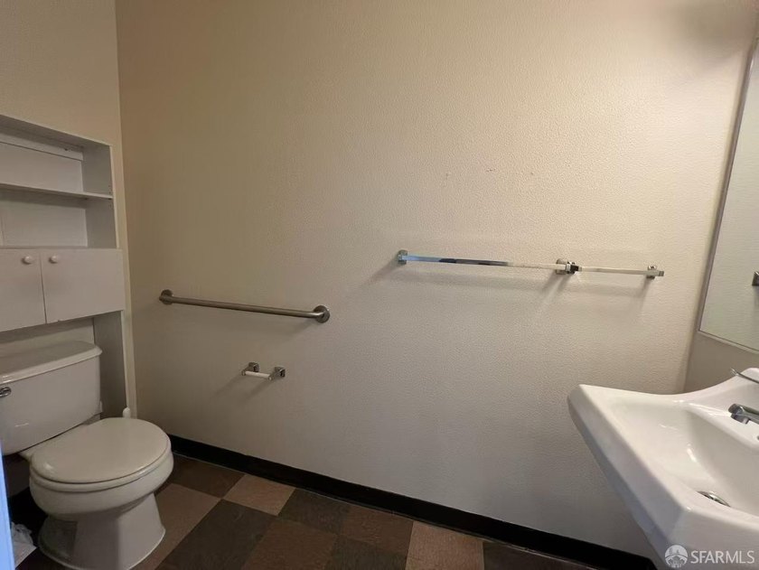 Don't miss this opportunity to purchase a San Francisco 2-story - photo 10
