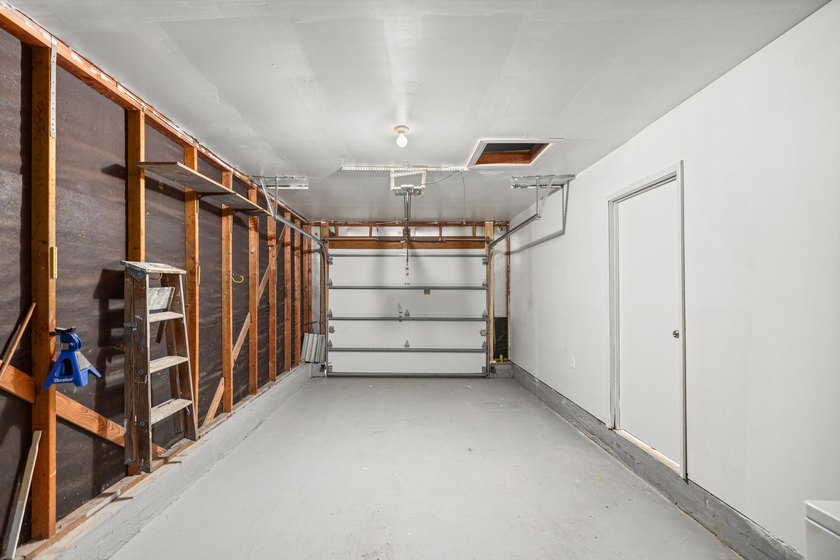Here is the honest pitch: you will not find another detached - photo 39