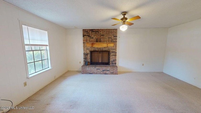 NEW TO THE MARKET! This fantastic home in coveted Pecan Park - photo 9