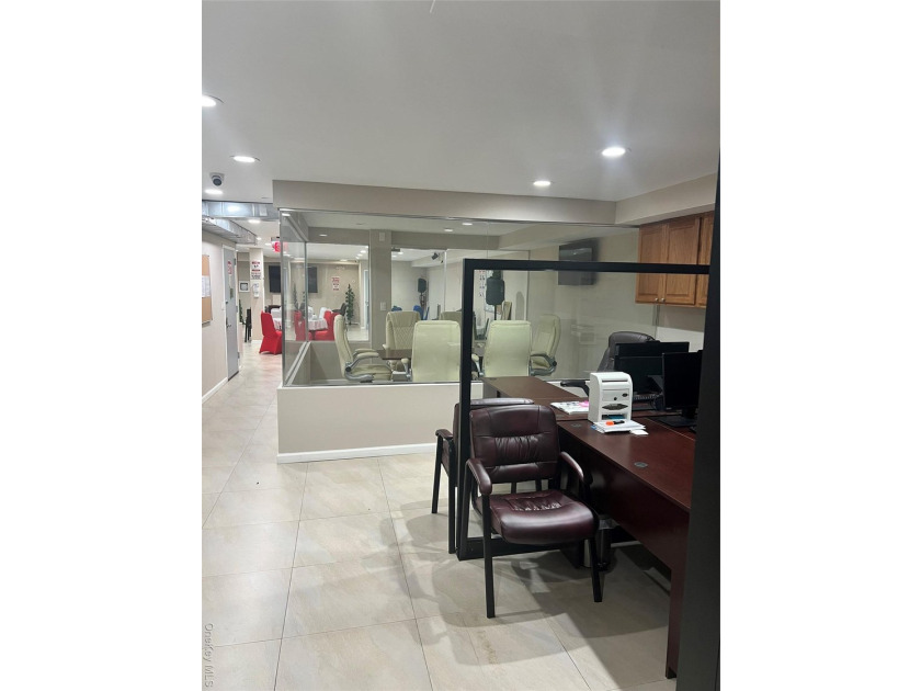 This boutique condominium commercial unit excellent for senior - photo 9