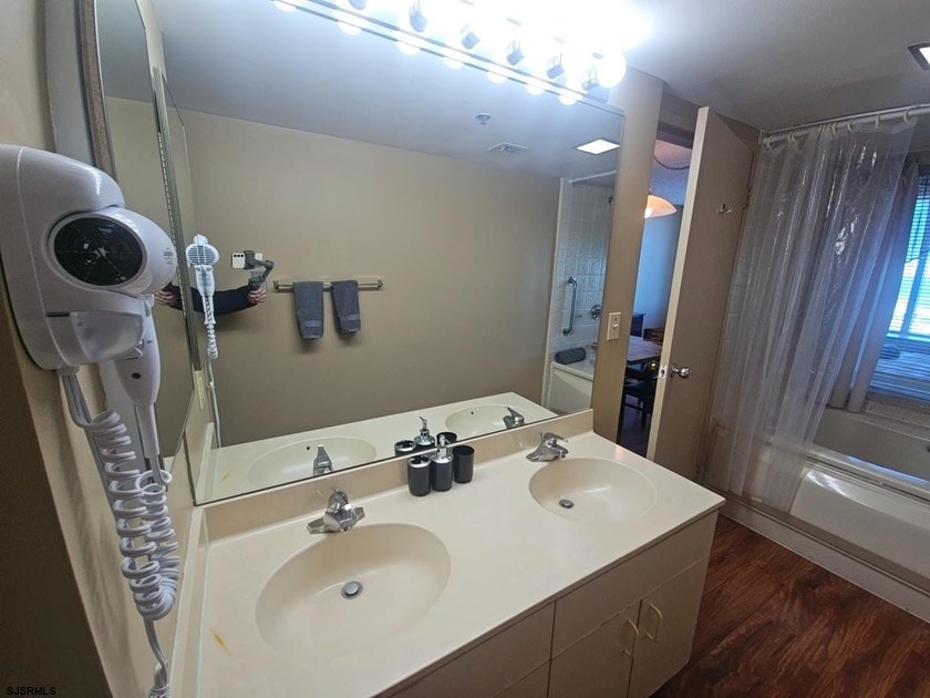 Fantastic investment opportunity! -approved studio located - photo 19