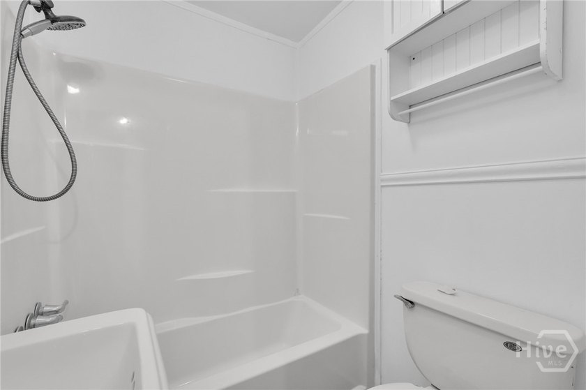 627 W 48th St - photo 19