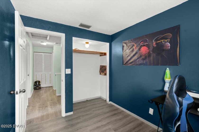 MULTI-GENERATIONAL LIVING OPPORTUNITY ON OVER HALF AN ACRE WITH - photo 22