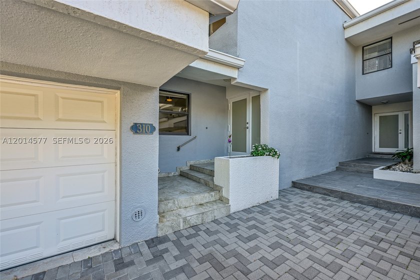 *PRICE REDUCED $101.000!! NOW OFFERED AT $1.299.000. SELLER HAS - photo 22