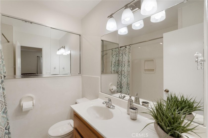 Welcome to your perfect Plaza home, ideally situated on a - photo 23