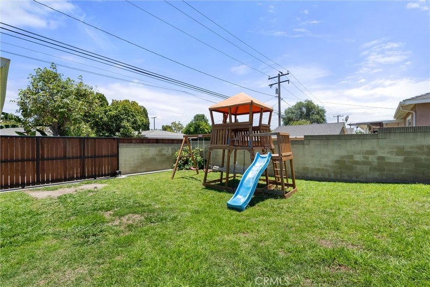 Welcome to your perfect Plaza home, ideally situated on a - photo 28