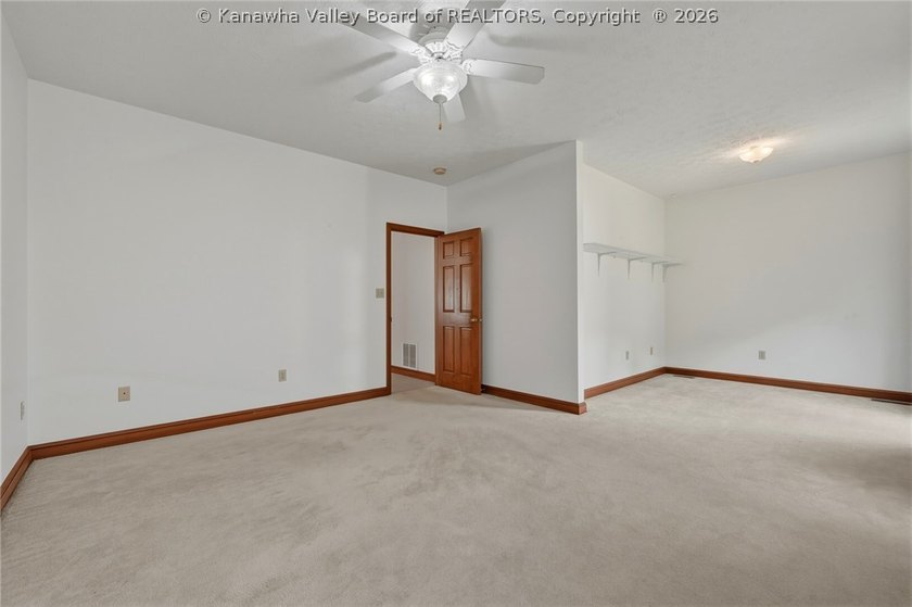 Welcome home to easy living! This beautifully designed home - photo 19