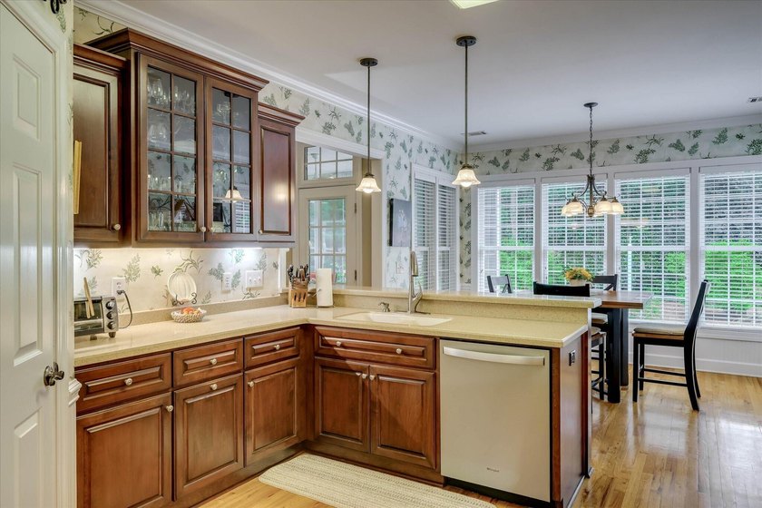 Custom-built brick home in the rolling hills of Cedar Creek - photo 14