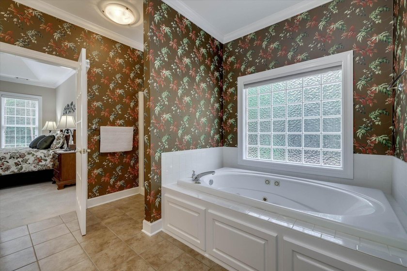 Custom-built brick home in the rolling hills of Cedar Creek - photo 34