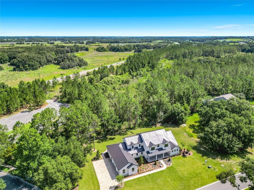 Virtually Staged. Luxury Custom Estate Home in Blue Spring - photo 7