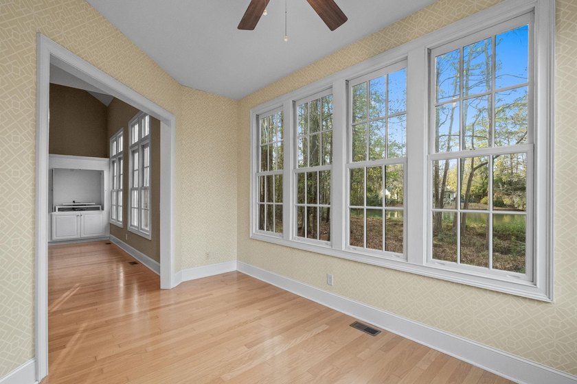 Set within the prestigious, gated community of Litchfield - photo 21