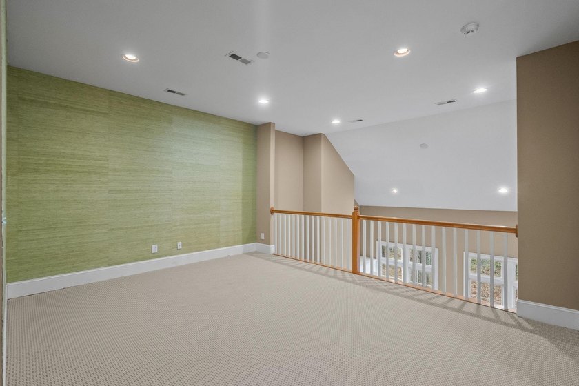 Set within the prestigious, gated community of Litchfield - photo 29