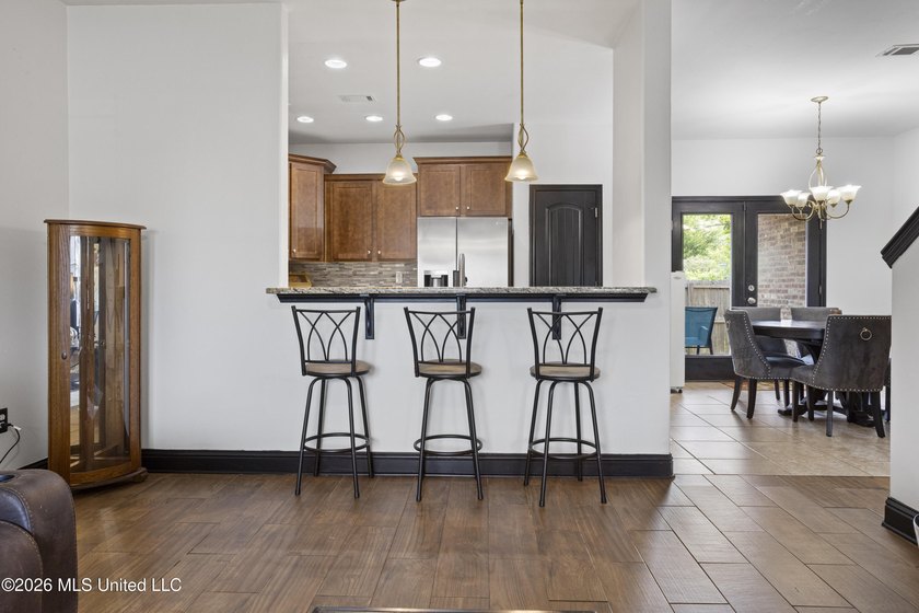 Don't miss this great Home Near the Beach! This refreshed - photo 8