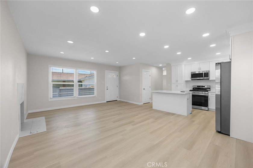 Introducing a RARE find in Chino Hills! This exceptional - photo 4