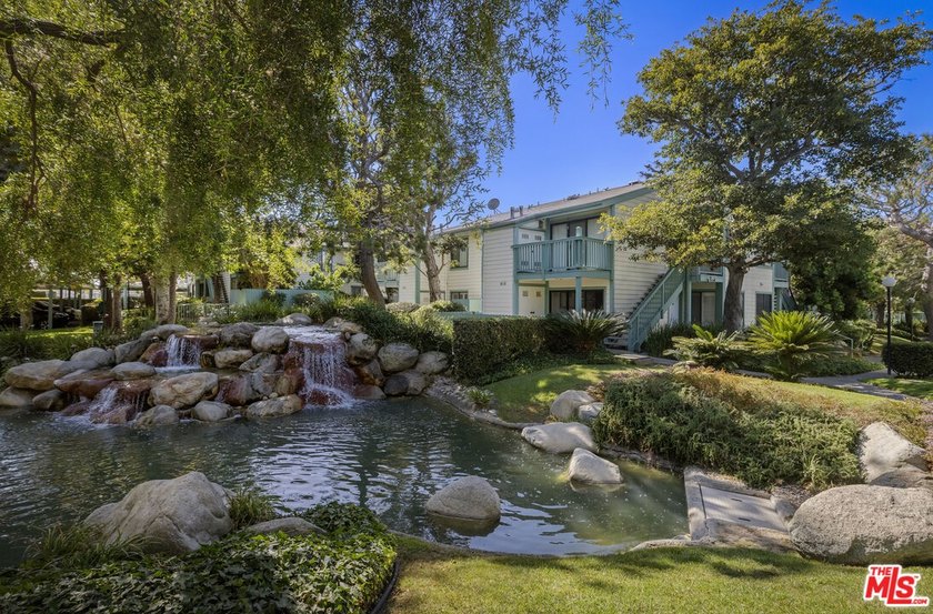Ideally situated in Ponderosa West, this bright 1-bedroom - photo 21