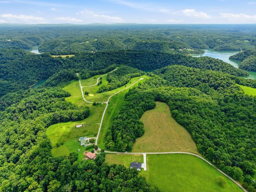 Escape to the peace and privacy of country living just minutes - photo 6
