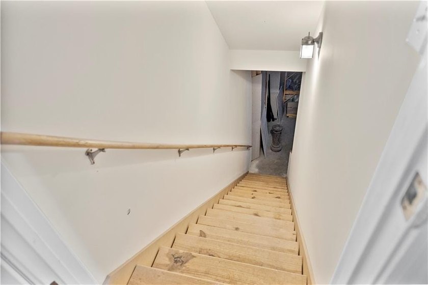 Welcome to this beautifully maintained traditional home in - photo 34