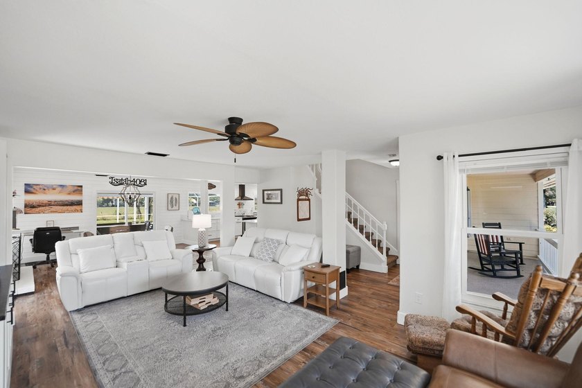 Welcome to your private slice of country paradise in the highly - photo 17