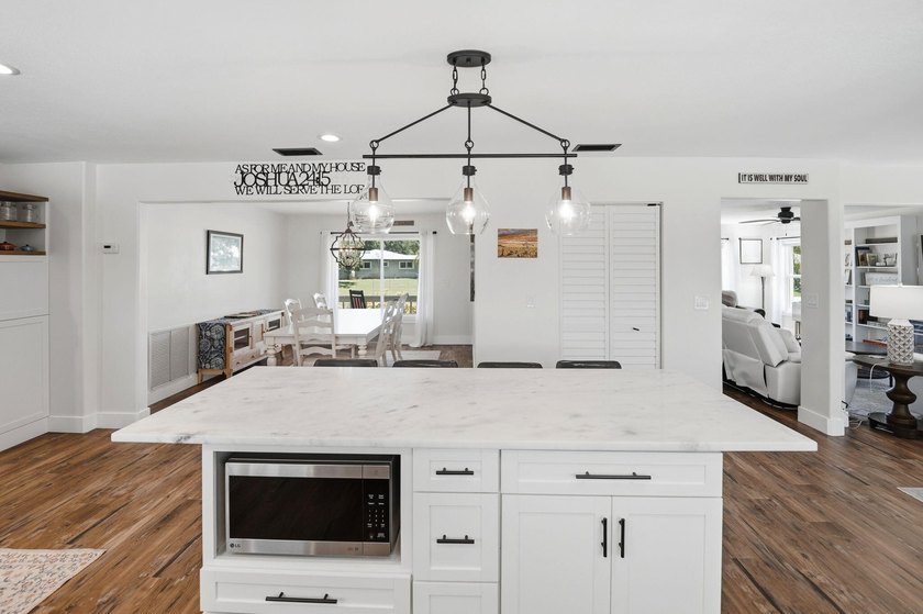 Welcome to your private slice of country paradise in the highly - photo 30
