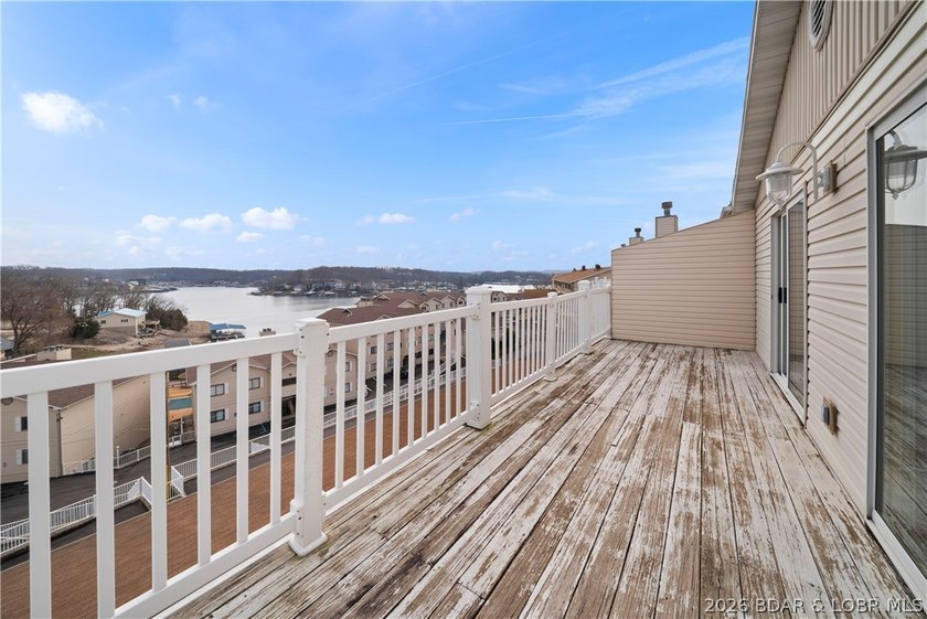 Experience modern lake living in this beautifully remodeled 4 - photo 32