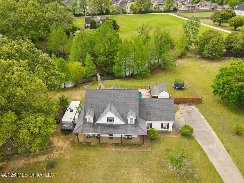 Experience the perfect blend of space, style, and serenity in - photo 4