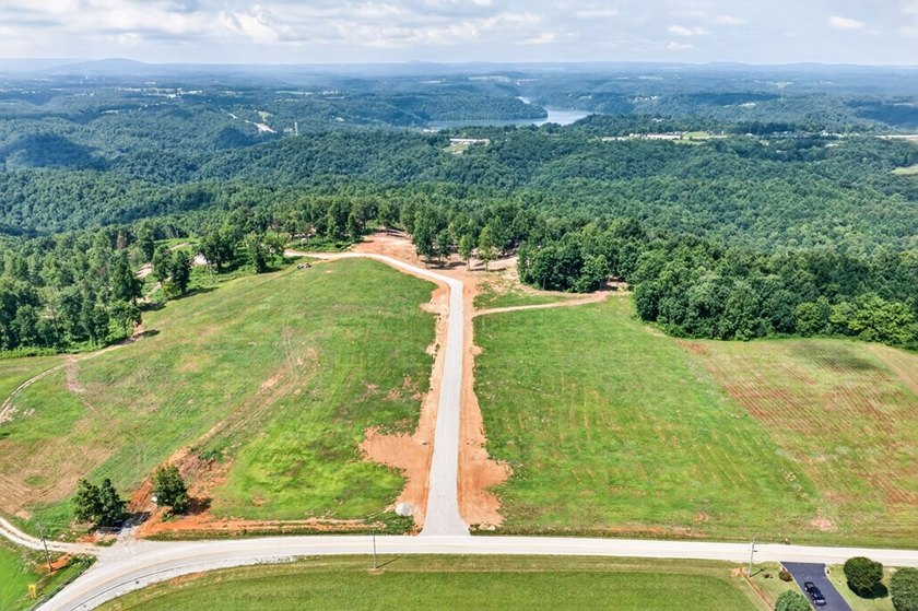 Discover Sandstone Heights, Pickett County's newest premier - photo 2