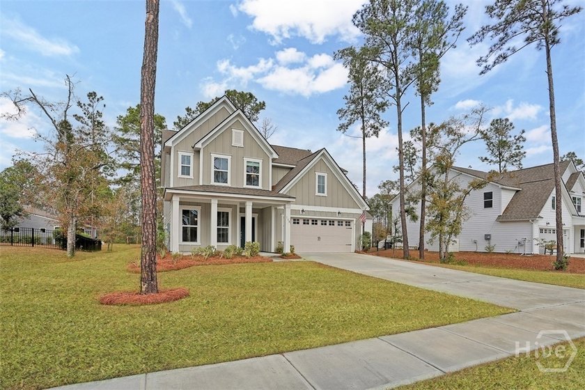 Discover refined coastal living in this exceptional 5-bd, 3-bath - photo 3