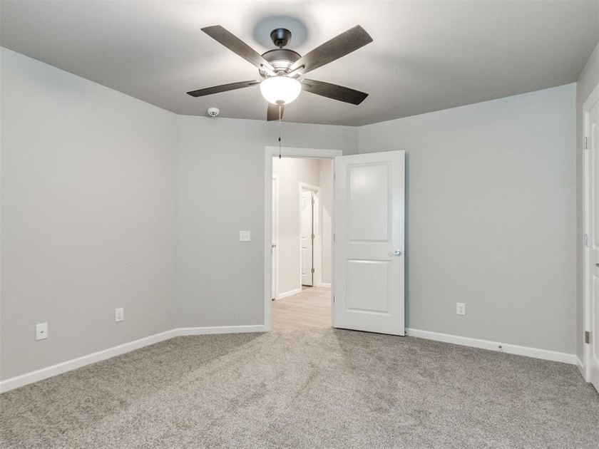 Welcome to Cedar Lane, where luxury, comfort, and thoughtful - photo 22
