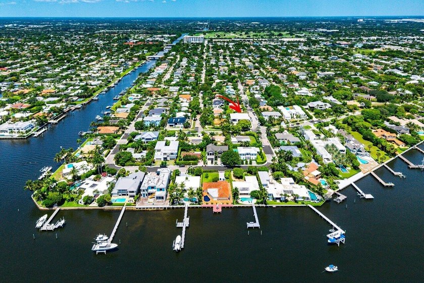 Welcome to the most premier location in West Palm Beach's - photo 9