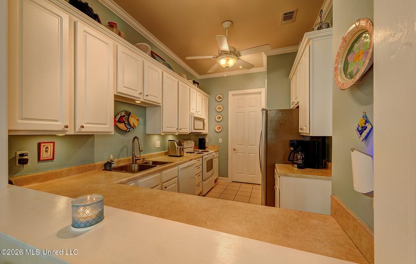Chapel Hill patio home delivering the easy-living Bay St. Louis - photo 10