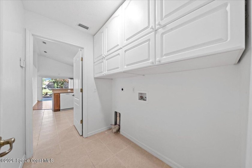 Waterfront Living with Breathtaking Nature all around. Welcome - photo 25