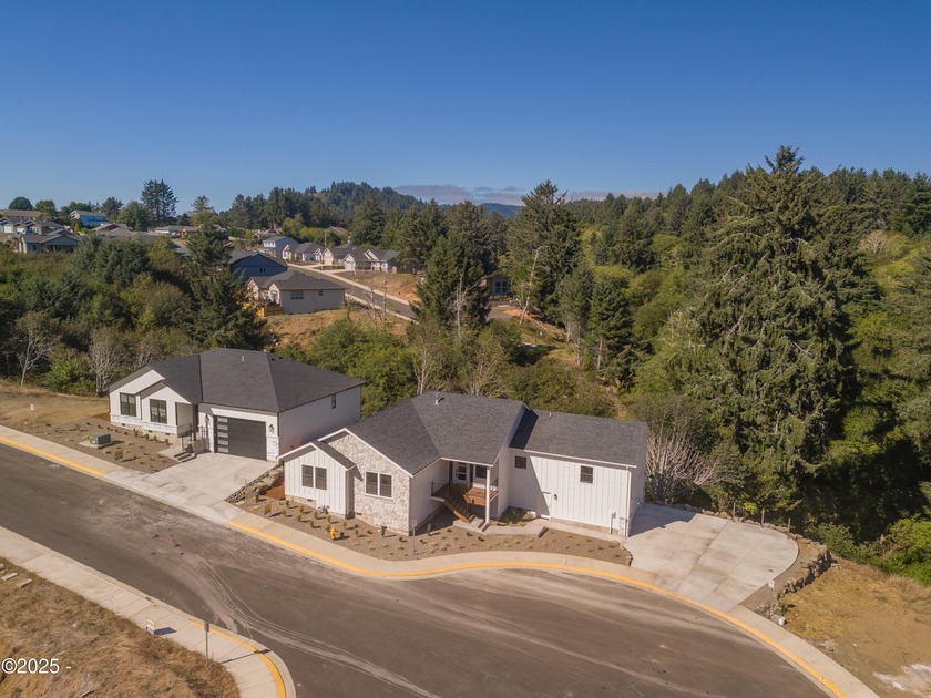 Quality one level New Construction home now priced at only $715 - photo 27
