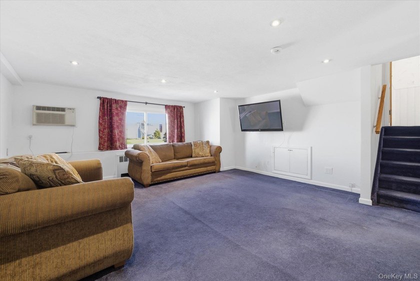 *Welcome to this fabulous Roxbury Split-Level home in the highly - photo 13