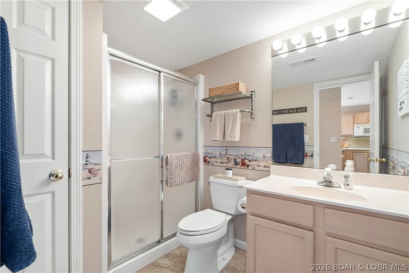 Enjoy peaceful lake living at the 5 MM of the Big Niangua Arm in - photo 14