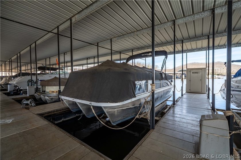Enjoy peaceful lake living at the 5 MM of the Big Niangua Arm in - photo 29