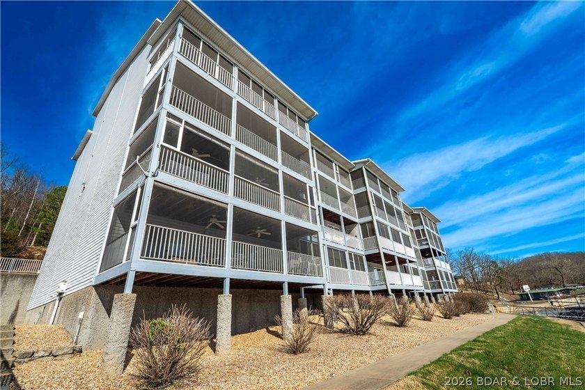Enjoy peaceful lake living at the 5 MM of the Big Niangua Arm in - photo 30