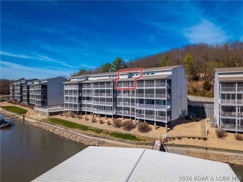 Enjoy peaceful lake living at the 5 MM of the Big Niangua Arm in - photo 43