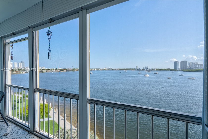 DON'T MISS THIS INCREDIBLE OPPORTUNITY TO OWN A ONE (1) BEDROOM - photo 2