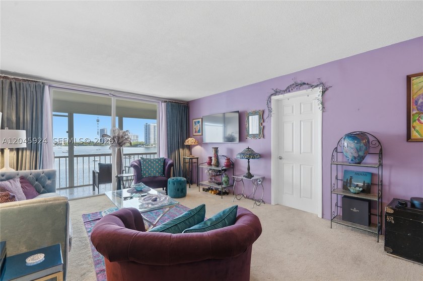 DON'T MISS THIS INCREDIBLE OPPORTUNITY TO OWN A ONE (1) BEDROOM - photo 3
