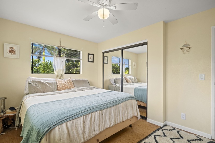 Experience refined island living in this Kilauea single-family - photo 11