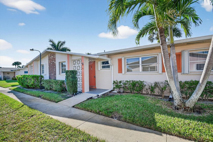 Charming 2 bedroom, 1 bathroom villa in the desirable Dudley - photo 3
