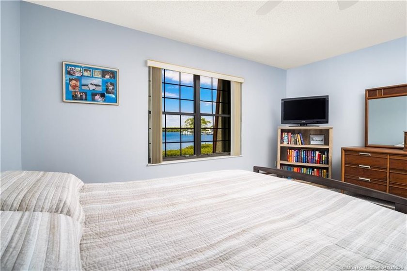 WIDE WATER VIEWS of Kitching Cove from your private screened - photo 17