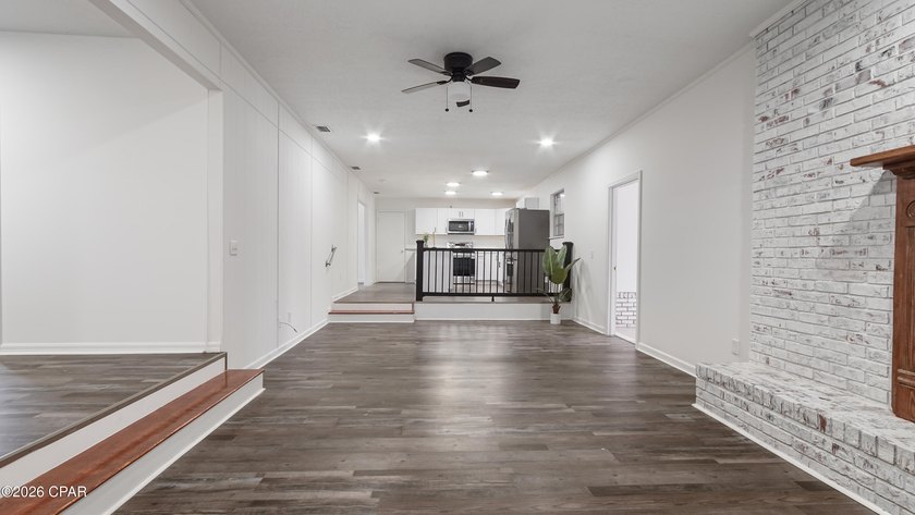 Up to $10,000 offered toward buyer closing costs or rate - photo 22
