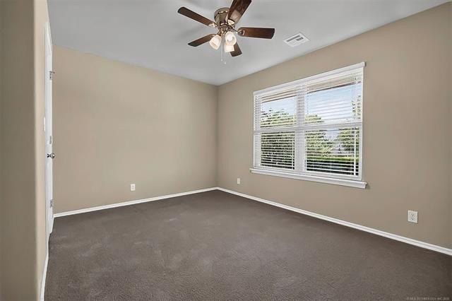 Welcome home to this beautifully maintained, one-owner 3-bedroom - photo 14