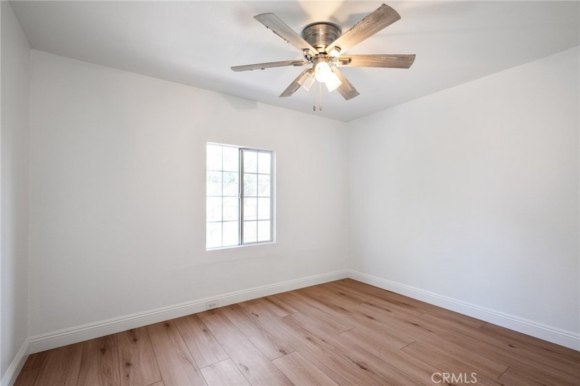 Excellent Opportunity in the Heart of Wilmington! This updated - photo 17