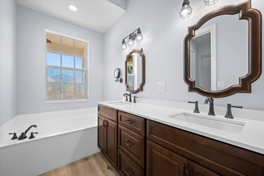 WELCOME to 133 Sugarberry Drive a spacious 4 bed, 4 bath FLORIDA - photo 18